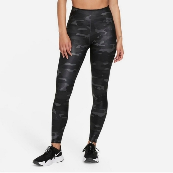 Nike Dri-Fit One Black Camo Print High Rise Shine Swoosh Logo Tight Leggings - Picture 1 of 11